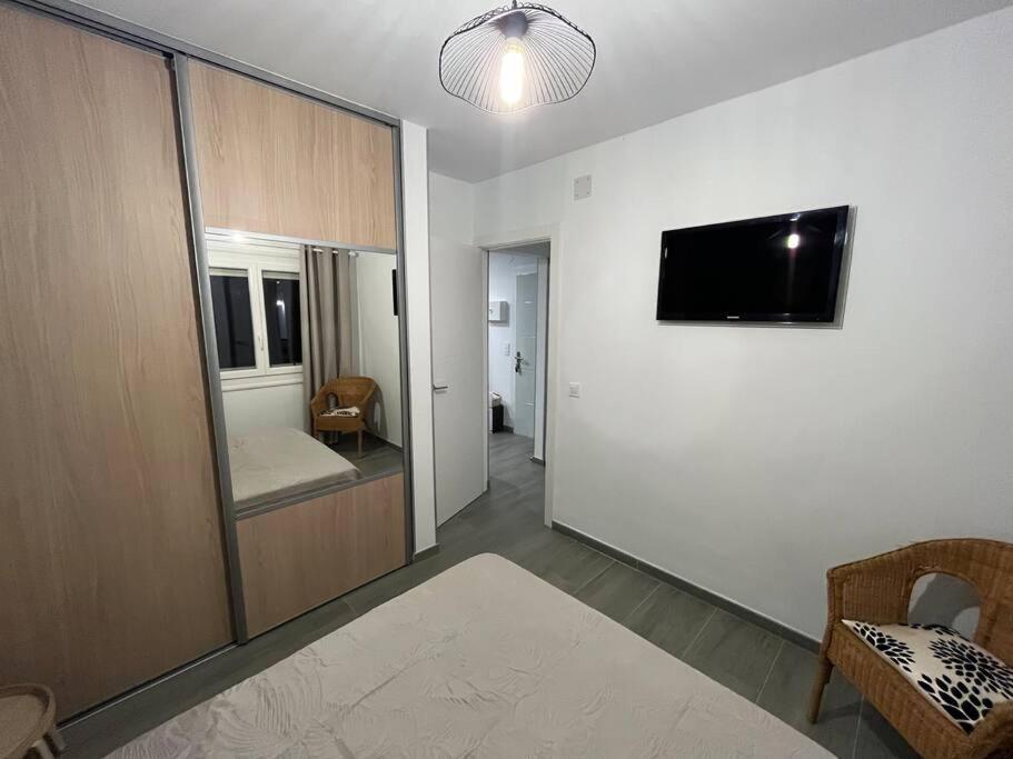 Le Canola Empuriabrava Port - 45M2 - Vue Piscine - Plage Centrale 500M- Parking Prive Gratuit Экстерьер фото